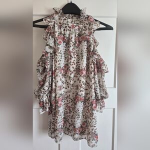 Max Studio Floral Ruffle Cold Solder Blouse